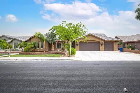 2237 S 46 Way, Yuma, AZ 85364