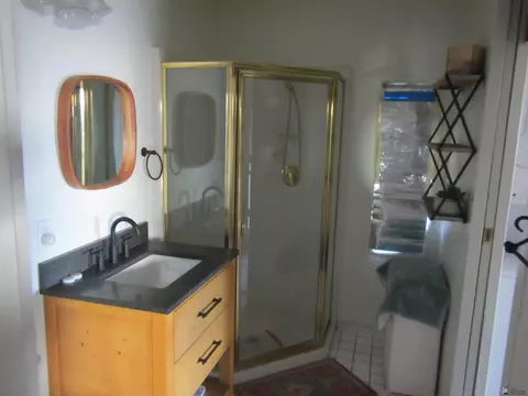 Bath - 13367 E 53 Ln, Yuma, AZ 85367 photo 2 of 3