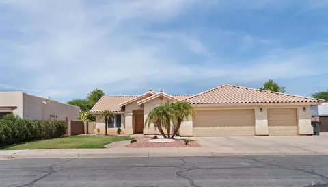 2872 S 48 Dr, Yuma, AZ 85364