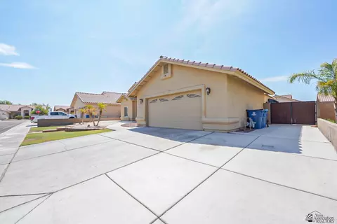 10793 E 39 Pl, Yuma, AZ 85365 photo 4
