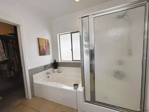 Bath - 14538 E 52 St, Yuma, AZ 85367 photo 3 of 5