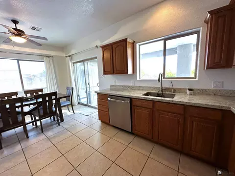 Kitchen - 14538 E 52 St, Yuma, AZ 85367 photo 3 of 3