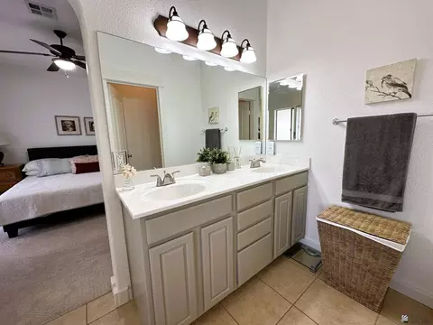 Bath - 14538 E 52 St, Yuma, AZ 85367 photo 2 of 5