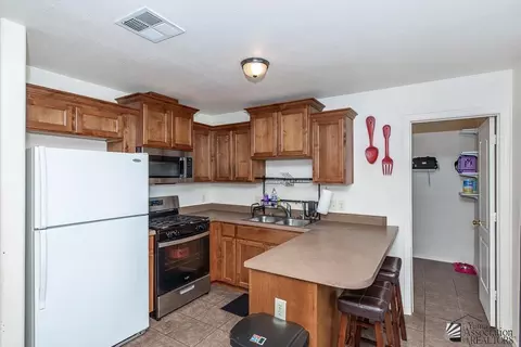 Kitchen - 1358 E Morrison St, Yuma, AZ 85365 photo 1 of 3