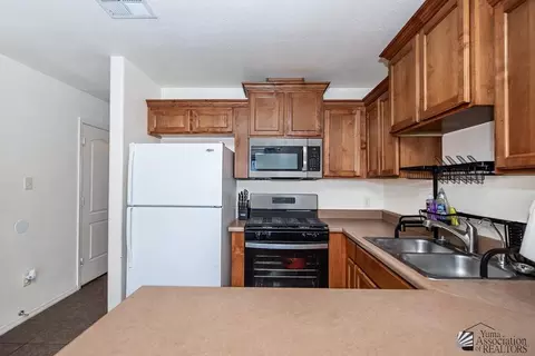 Kitchen - 1358 E Morrison St, Yuma, AZ 85365 photo 3 of 3