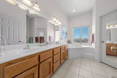 Bath - 14484 E 55 Ln, Yuma, AZ 85367 photo 1 of 6