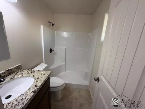 Bath - 13882 E 47 Ln, Yuma, AZ 85367 photo 1 of 2