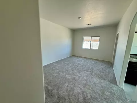 7402 E 45 Pl, Yuma, AZ 85365 photo 6