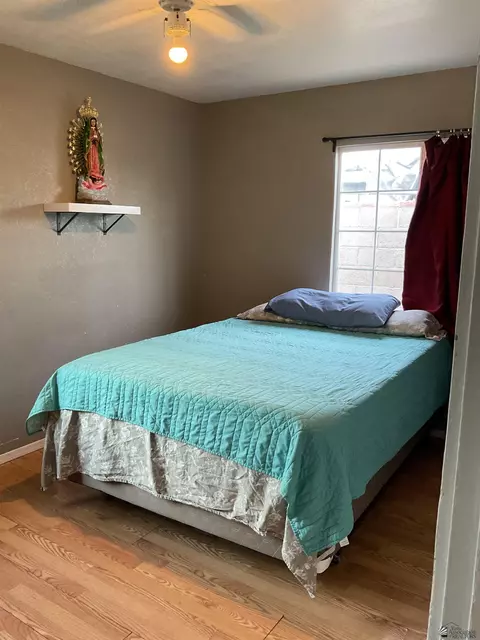 Bedroom - 1314 E 24 Pl, Yuma, AZ 85365 photo 5 of 5