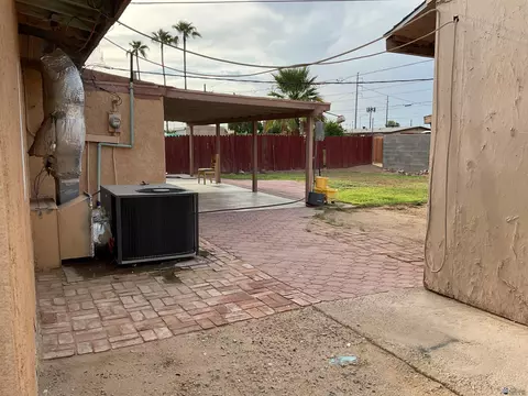 Exterior - 1314 E 24 Pl, Yuma, AZ 85365 photo 7 of 11