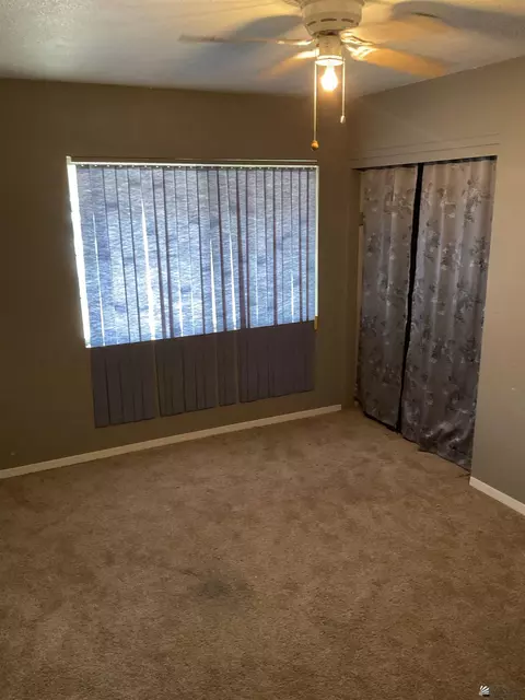 Bedroom - 1314 E 24 Pl, Yuma, AZ 85365 photo 3 of 5