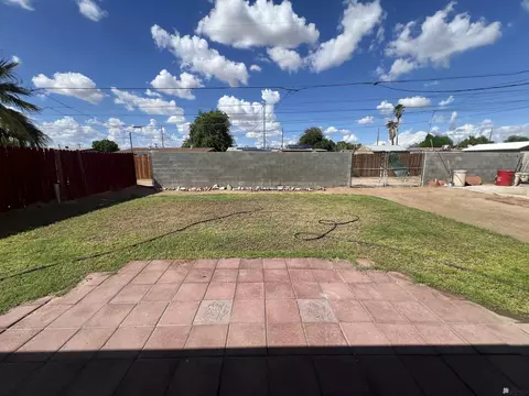 Exterior - 1314 E 24 Pl, Yuma, AZ 85365 photo 9 of 11