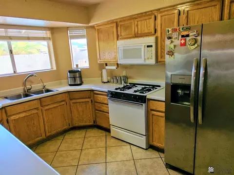 Kitchen - 7124 E 25 St, Yuma, AZ 85365 photo 1 of 1