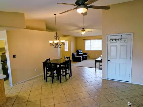 Dining - 7124 E 25 St, Yuma, AZ 85365 photo 3 of 4