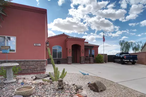 Exterior - 8021 E 35 Pl, Yuma, AZ 85365 photo 7 of 8