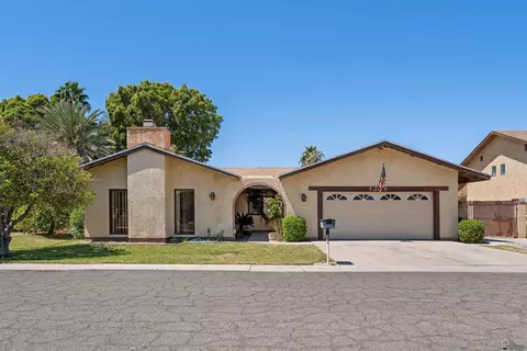 1228 S 40 Dr, Yuma, AZ 85364