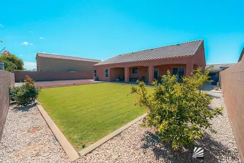Exterior - 10200 E 39 St, Yuma, AZ 85367 photo 7 of 11