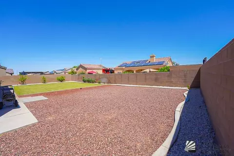 Exterior - 10200 E 39 St, Yuma, AZ 85367 photo 9 of 11