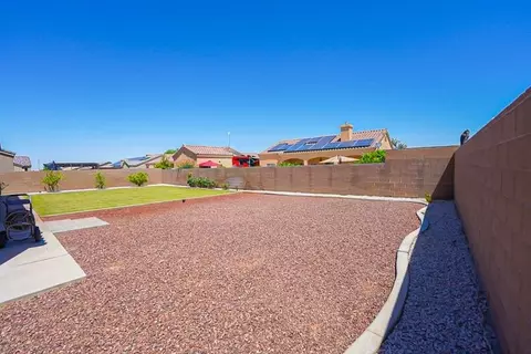 Exterior - 10200 E 39 St, Yuma, AZ 85367 photo 10 of 12