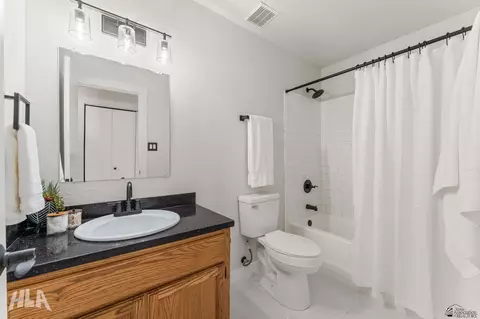 Bath - 8688 E 26 St, Yuma, AZ 85365 photo 1 of 2