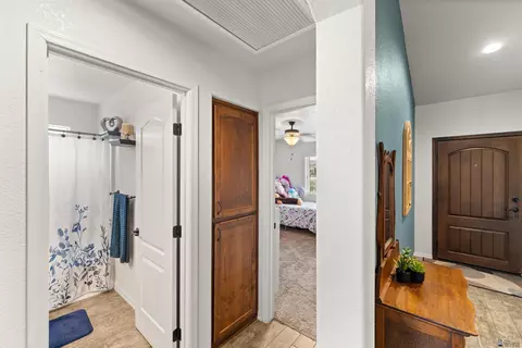 Entry Way - 5978 E 39 St, Yuma, AZ 85365 photo 3 of 3