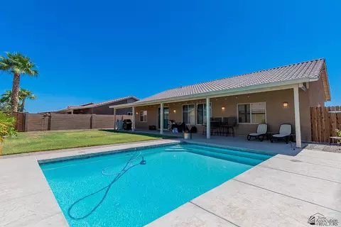 Exterior - 7830 E 38 St, Yuma, AZ 85365 photo 7 of 9