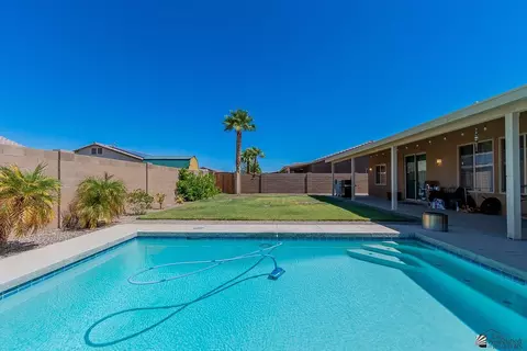 Exterior - 7830 E 38 St, Yuma, AZ 85365 photo 6 of 9