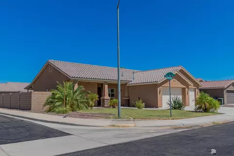 Exterior - 7830 E 38 St, Yuma, AZ 85365 photo 2 of 9