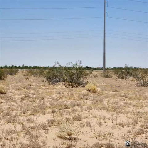 21-009 Hilltop Rd, Yuma, AZ 85365