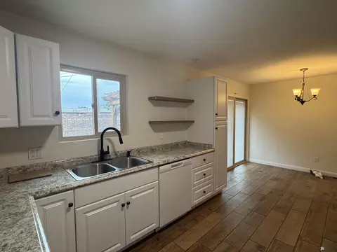 Kitchen - 1309 E 22 St, Yuma, AZ 85365 photo 1 of 3