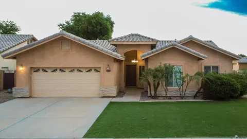 Exterior - 153 E 12 Pl, Somerton, AZ 85350 photo 8 of 9