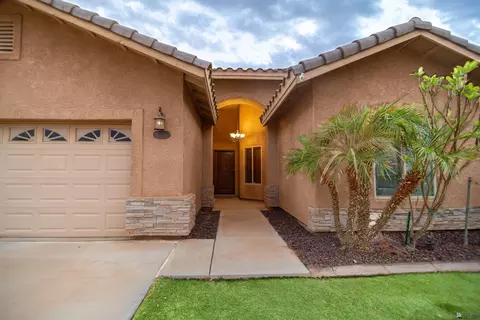Exterior - 153 E 12 Pl, Somerton, AZ 85350 photo 3 of 9
