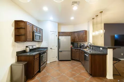 Kitchen - 153 E 12 Pl, Somerton, AZ 85350 photo 2 of 3