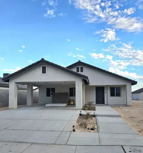 4817 E Hoyos St, San Luis, AZ 85336