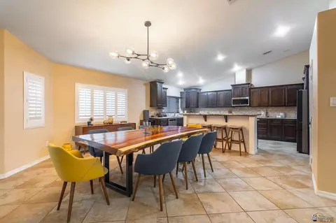 Dining - 5952 E 39 Pl, Yuma, AZ 85365 photo 2 of 3