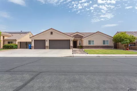 Exterior - 5952 E 39 Pl, Yuma, AZ 85365 photo 2 of 2
