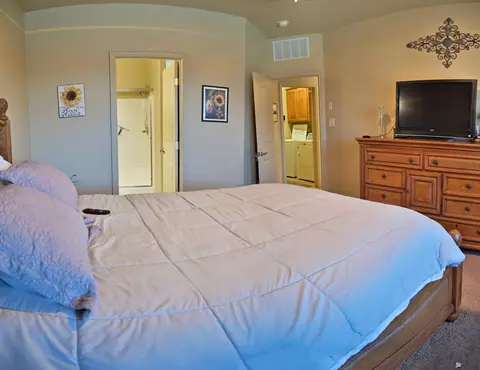 Bedroom - 8043 E 35 Pl, Yuma, AZ 85365 photo 3 of 3