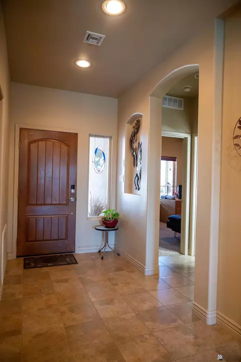 Entry Way - 8043 E 35 Pl, Yuma, AZ 85365 photo 1 of 2