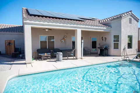 Exterior - 8043 E 35 Pl, Yuma, AZ 85365 photo 6 of 8