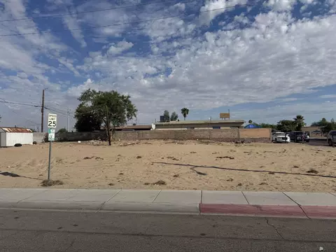 606 N 4 Ave, San Luis, AZ 85336
