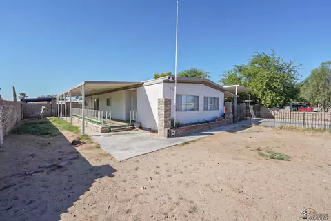 9367 E Saddle Dr, Yuma, AZ 85365 photo 5