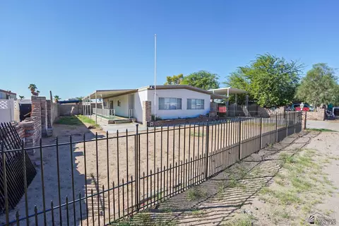 9367 E Saddle Dr, Yuma, AZ 85365 photo 3