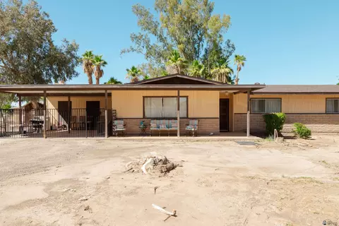 4720 E County 8 12 St, Yuma, AZ 85365 photo 2