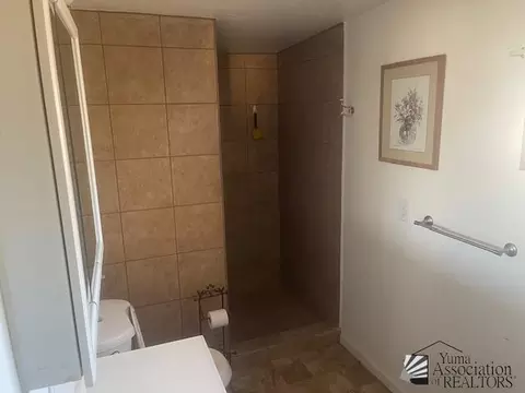 Bath - 13244 E 41 Ln, Yuma, AZ 85367 photo 1 of 2