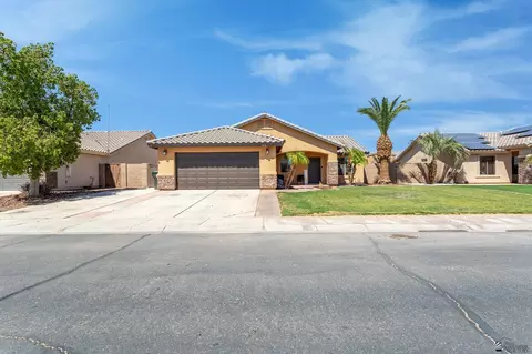 178 E 14 St, Somerton, AZ 85350 photo 2