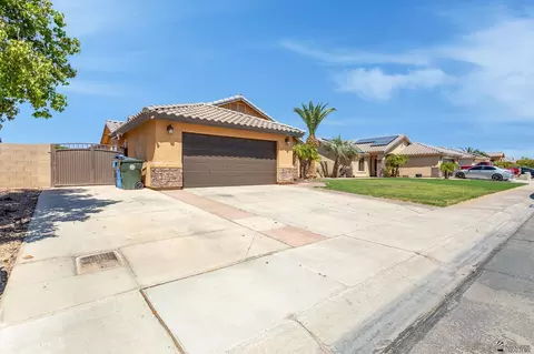 178 E 14 St, Somerton, AZ 85350 photo 3