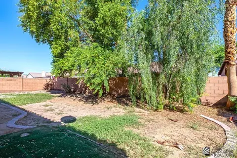 Exterior - 7612 E 26 St, Yuma, AZ 85365 photo 3 of 4