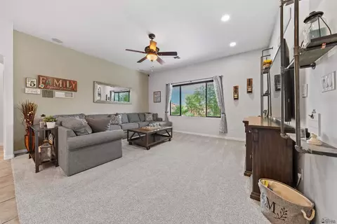 Living - 12148 E 34 Pl, Yuma, AZ 85367 photo 2 of 4