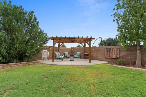 Exterior - 12148 E 34 Pl, Yuma, AZ 85367 photo 4 of 6