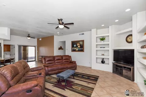 Living - 14652 E 53 St, Yuma, AZ 85367 photo 2 of 3